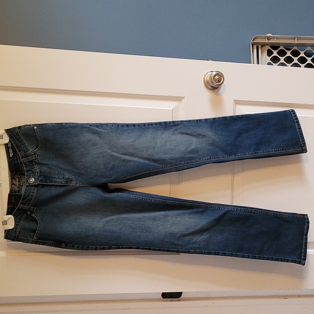 Buffalo women's jean 8 x 30